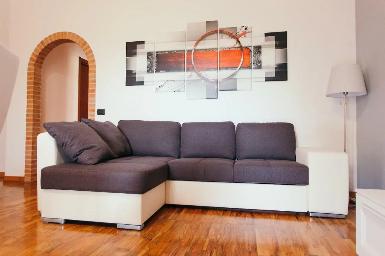 Appartamento Domus Leonardo-Private Free Parking Fiumicino Italia